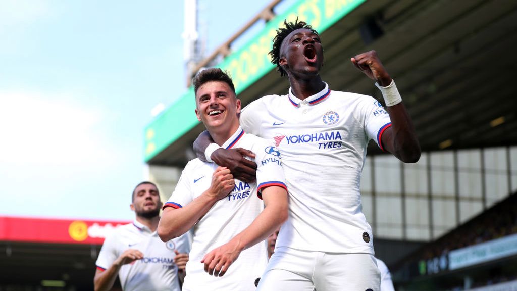 Zdjęcie okładkowe artykułu: Getty Images / Catherine Ivill / Na zdjęciu: radość piłkarzy Chelsea