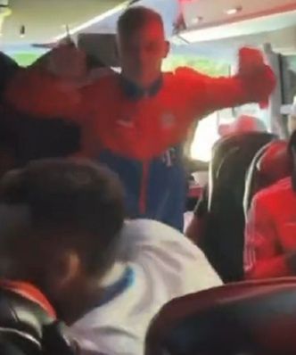 Piłkarzom Bayernu puściły hamulce. Obrażali rywala [WIDEO]