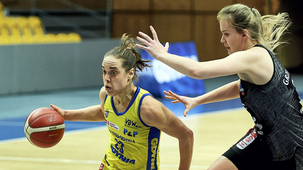 PAP / Adam Warżawa / Na zdjęciu: Marissa Kastanek i Łucja Grzenkowicz