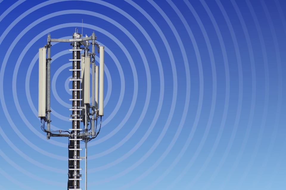 Urząd Komunikacji Elektronicznej prezentuje raport o jakości telefonii mobilnej w Polsce