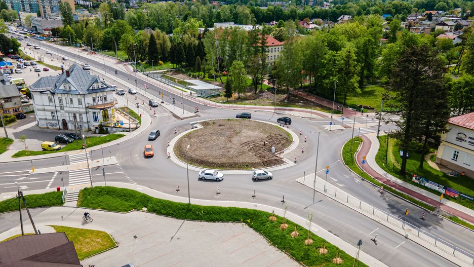 Rondo na skrzyżowaniu ulic Cieszyńskiej, Jaworzańskiej i Międzyrzeckiej. 