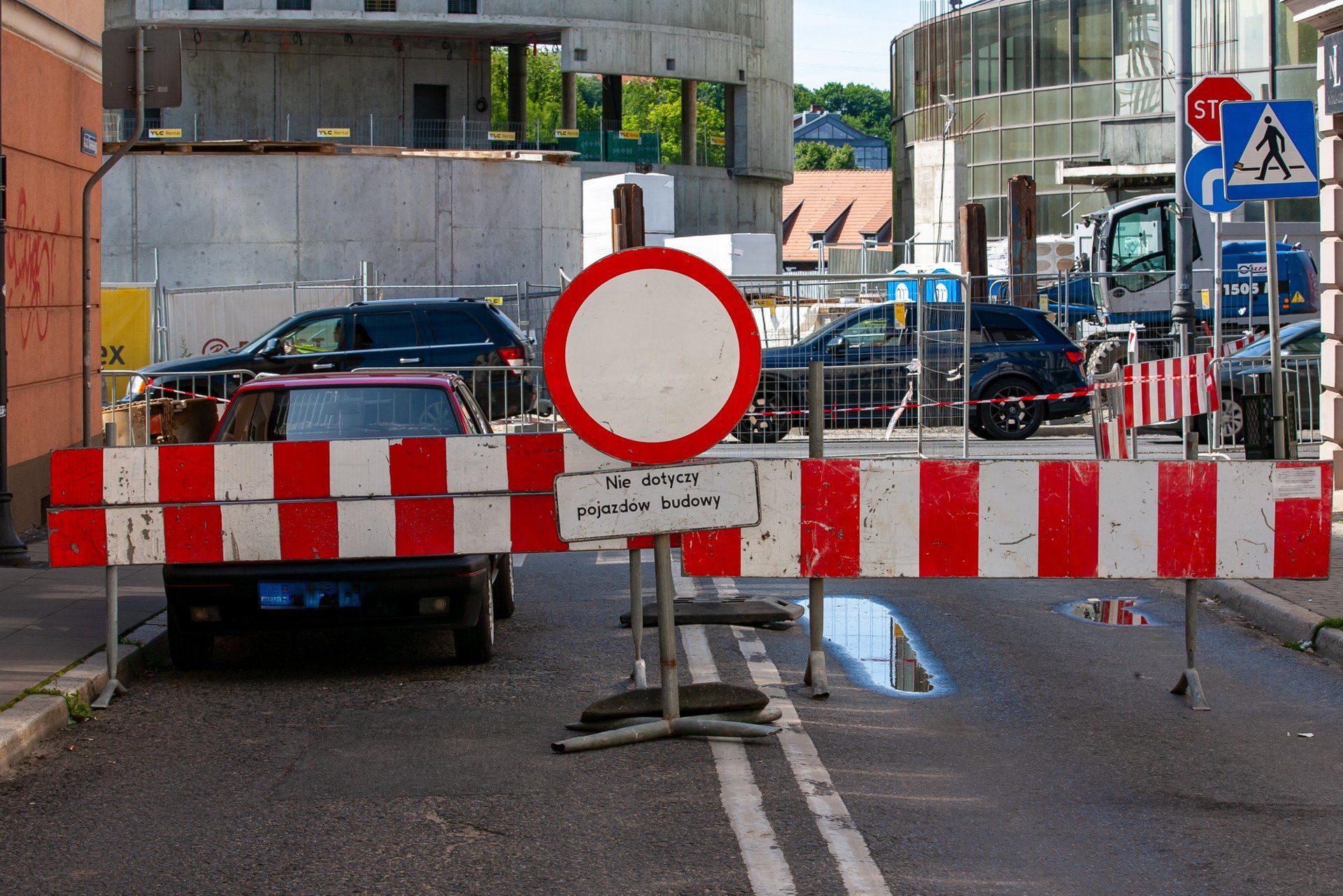 Prace ruszyły 7 lipca i potrwają niespełna dwa miesiące.