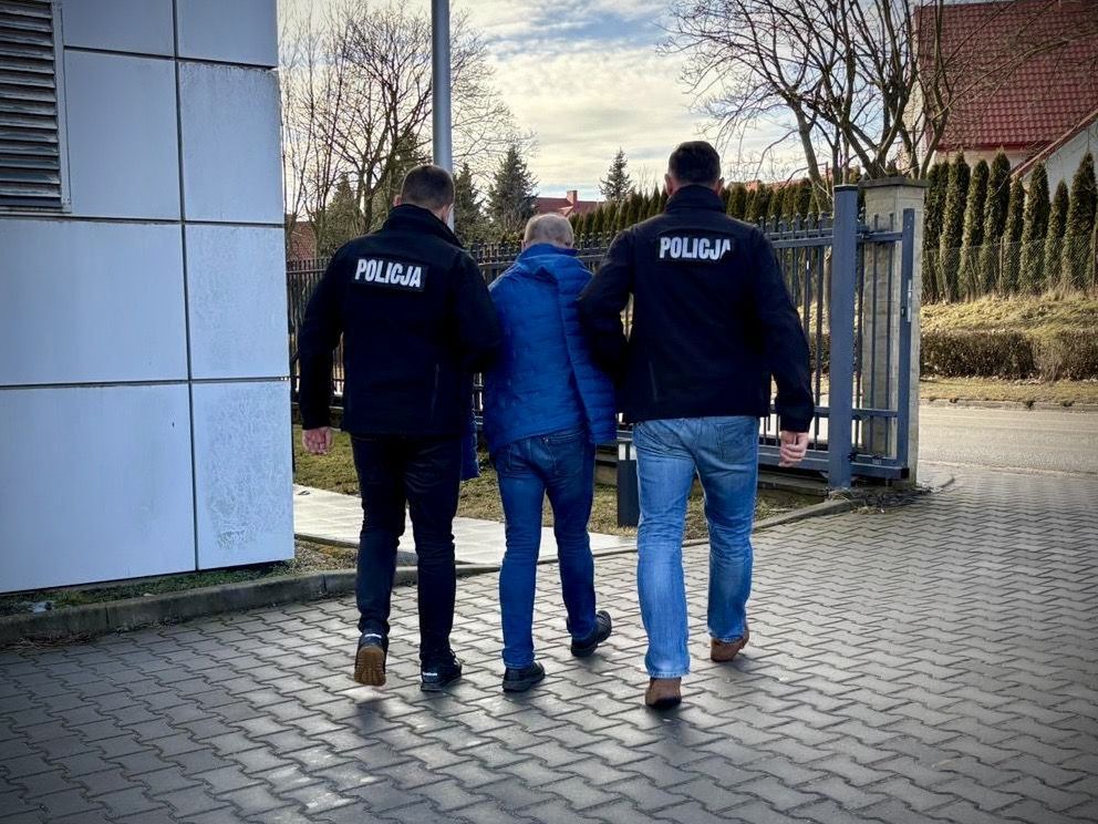 Lekarz zatrzymany w sprawie korupcyjnej – 124 zarzuty i zabezpieczona gotówka