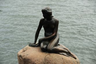 Mała Syrenka z Kopenhagi obchodzi setne urodziny