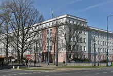 Dwie oferty w przetargu NFZ na kampanię o otyłości dzieci. Najtańsza za 1,9 mln zł