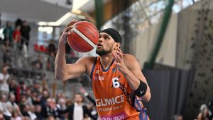 Kuriozalne sceny w walce o utrzymanie. Zawodnik przeprasza