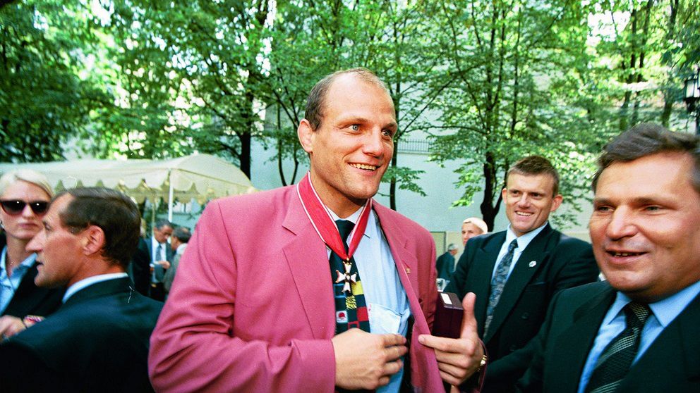 Agencja Gazeta / Sławomir Kamiński / Na zdjęciu: Andrzej Wroński (w różowej marynarce)