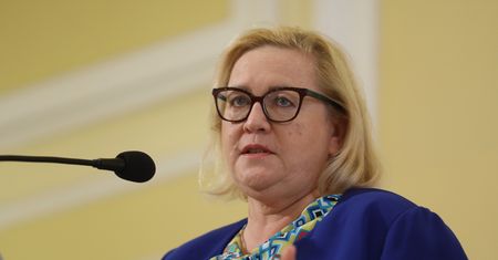 "Szpagat" czy "niekonsekwencja"? Żadna ze stron nie jest zadowolona z częściowego zamrożenia Izby Dyscyplinarnej