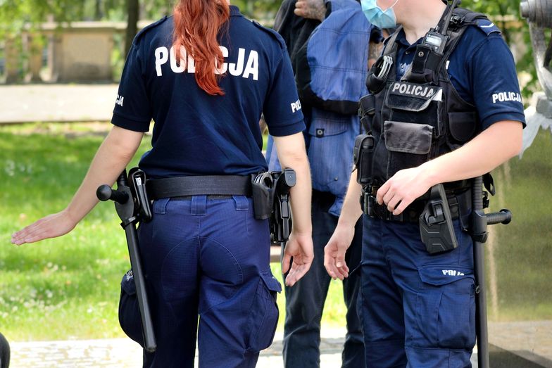 Oszukali ją sztuczką "na akcje Orlenu". Polka straciła 35 tys. zł