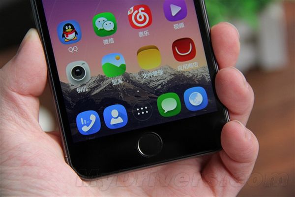 Czy podróbki mogą być premium? Oto androidowy klon iPhone'a 6, którego nie wygniesz i nie porysujesz 7