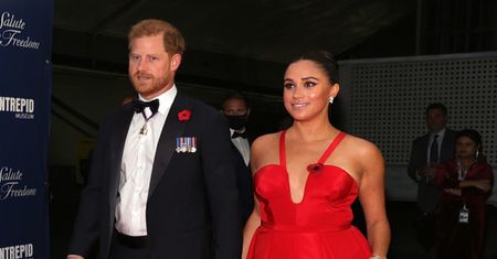 Spojrzeli na Harry'ego i Meghan. Nie mają wątpliwości