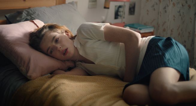 TVN i TVP miały uwagi do kampanii "Tak dla podpasek". Spot bez krwi menstruacyjnej