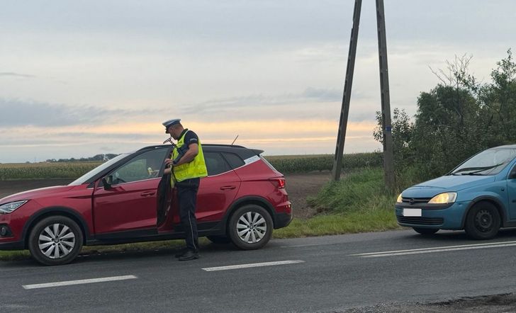 "Trzeźwy poranek" na drogach powiatu. 766 kontroli i trzech kierujących po alkoholu