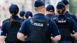 74-latka nie żyje. Policja zatrzymała kierowcę i kobietę