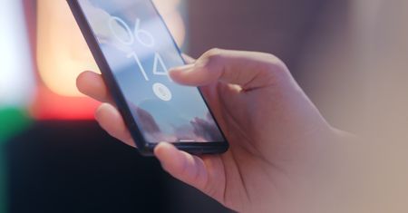 Ten ekran mierzy puls i ciśnienie. Samsung zaskakuje