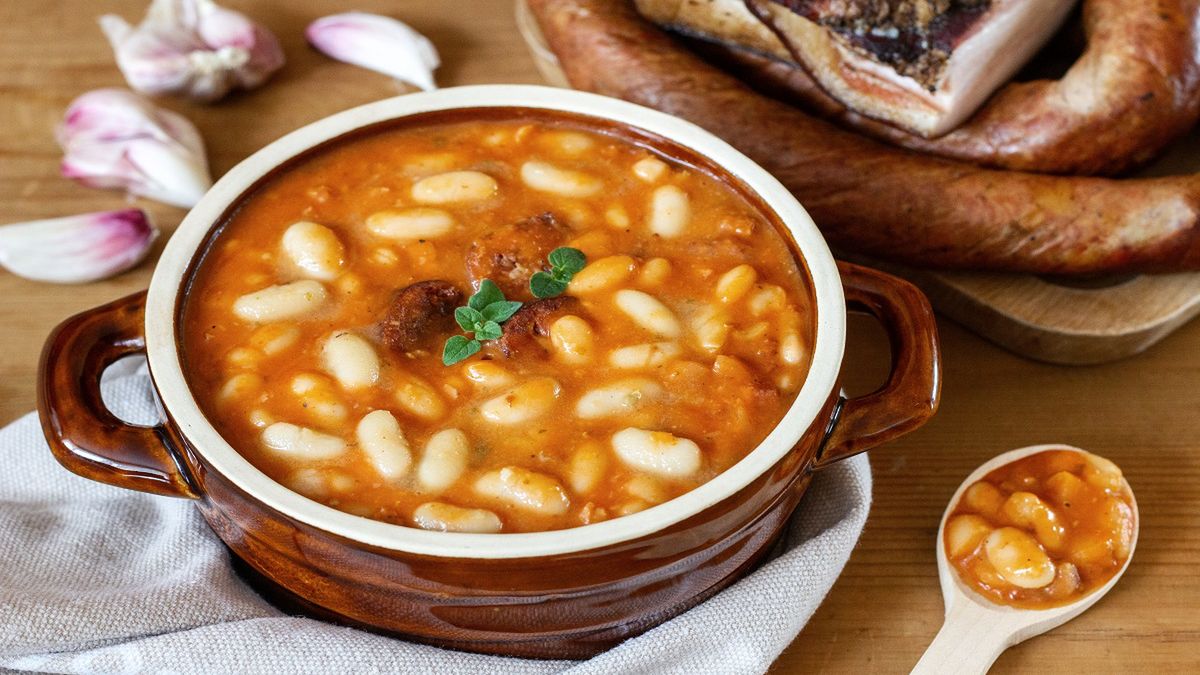 Fasolka po bretońsku. Fot. AdobeStock