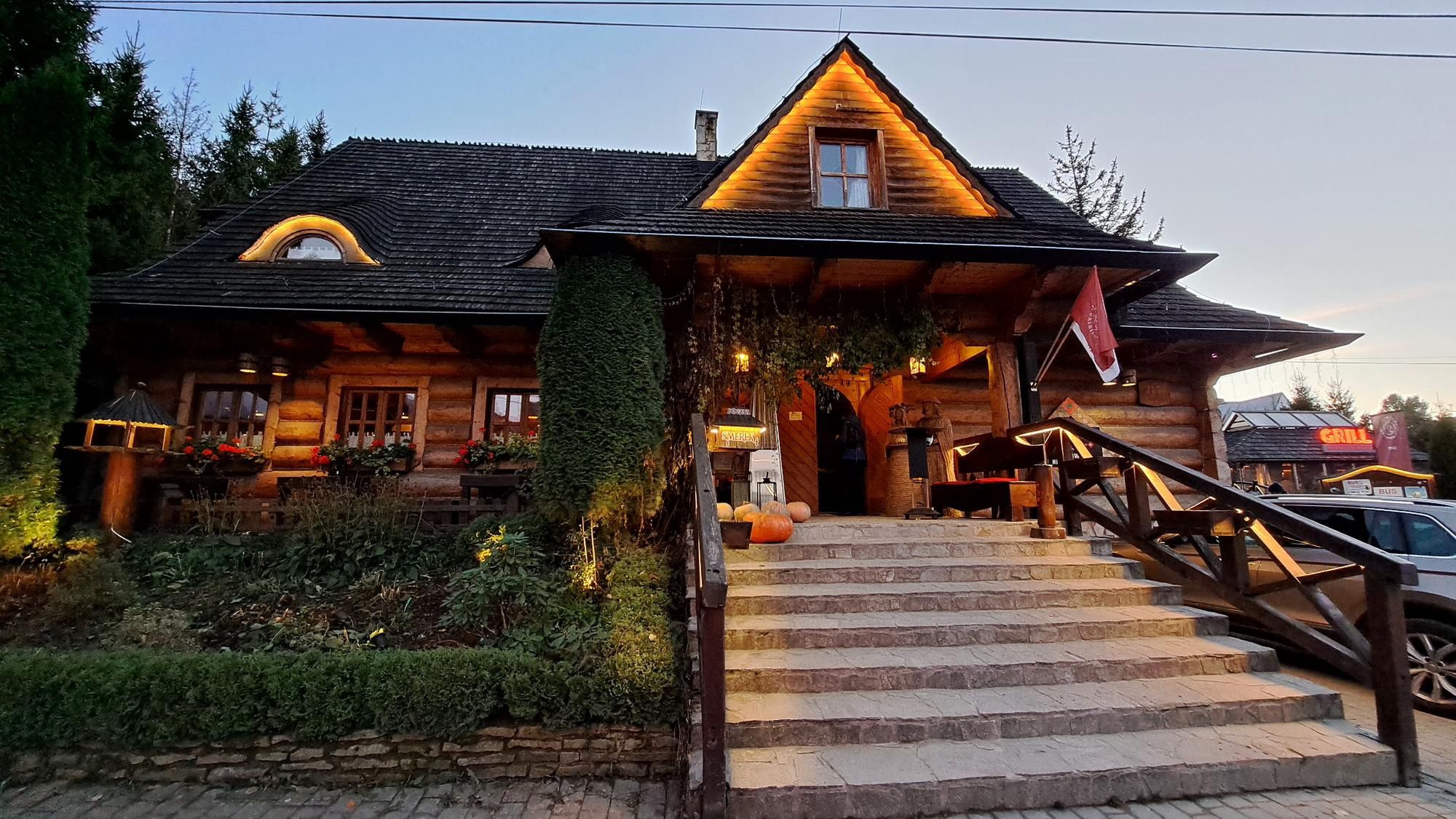 Restauracja "Paweł Nie Taki Święty"