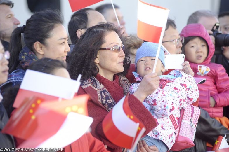 Chińskie okręty wojenne po raz pierwszy odwiedziły Polskę z okazji 66 rocznicy rozpoczęcia współpracy miedzy Polską a Chinami.