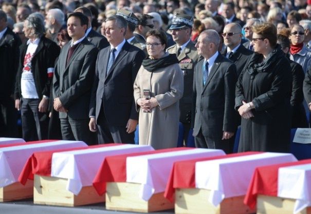 Żołnierze Wyklęci spoczną na Powązkach. Uroczystości upamiętnienia w Warszawie