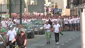 "Niepokonane miasto, niepokonany klub." Kibice Legii przeszli przez Warszawę po mistrzowsku