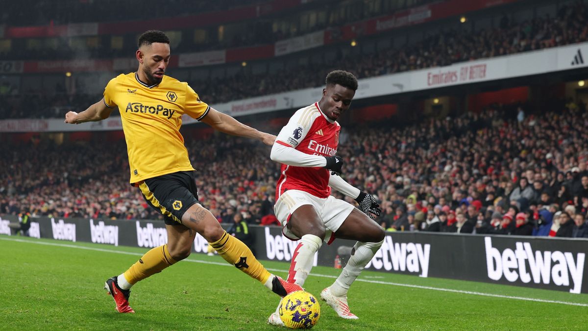 PAP/EPA / Andy Rain / Na zdjęciu: Bukayo Saka (z prawej)