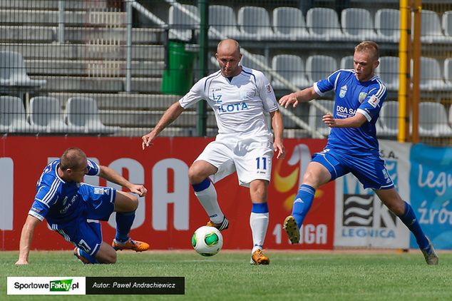 Sytuacja Grzelaka i jego partnerów z zespołu komplikuje się