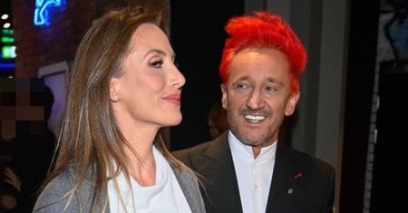 Pola Wiśniewska PIERWSZY RAZ od ogłoszenia CIĄŻY śle uśmiechy w asyście Michała Wiśniewskiego na premierze filmu "Apokawixa" (FOTO)
