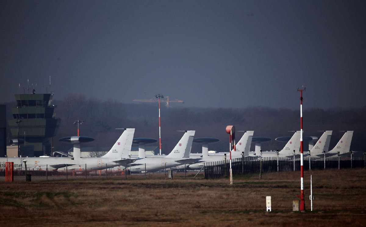 Alarm w bazie lotniczej NATO Geilenkirchen