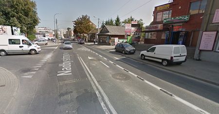 Utrudnienia na ul. Nadbystrzyckiej. Naprawa nawierzchni po awarii wodociągowej