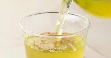 Wielu z nas pije taką herbatę. Ale nie mamy świadomości, jak naprawdę na nas działa
