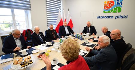 Honorowe odznaczenia od kombatantów