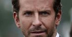 ''Silver Linings Playbook'': Bradley Cooper i Jennifer Lawrence leczą się nawzajem
