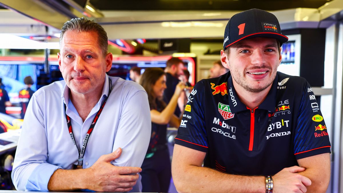 Zdjęcie okładkowe artykułu: Materiały prasowe / Red Bull / Na zdjęciu: Jos Verstappen (po lewej) i Max Verstappen