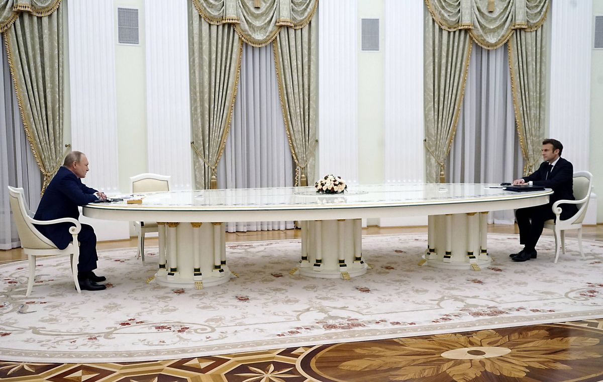 Spotkanie Władimira Putina i Emmanuela Macrona odbyło sie na Kremlu i trwało ok. 5 godzin 