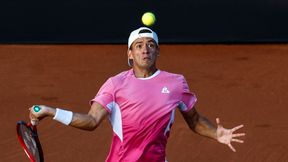 Najwyżej rozstawiony pokonał rodaka. Obrońca tytułu stracił cztery gemy