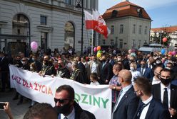 Warszawa. Prezydent Andrzej Duda na Marszu dla Życia i Rodziny