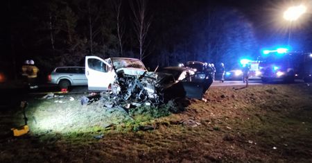 Koszmarny wypadek. Jedna osoba zginęła, pięć jest rannych