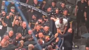 Zabrał mu pas i wyszedł z oktagonu. Skandal po wygranej Polaka