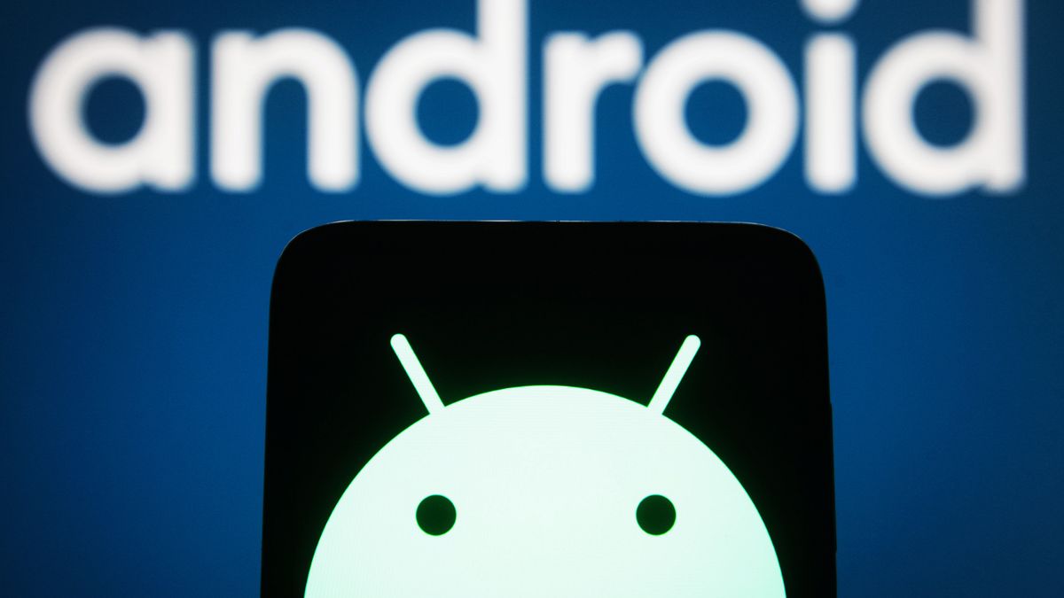 UKRAINE - 2022/02/17: In this photo illustration, Android logo is displayed on a smartphone screen and in the background. (Photo Illustration by Pavlo Gonchar/SOPA Images/LightRocket via Getty Images)