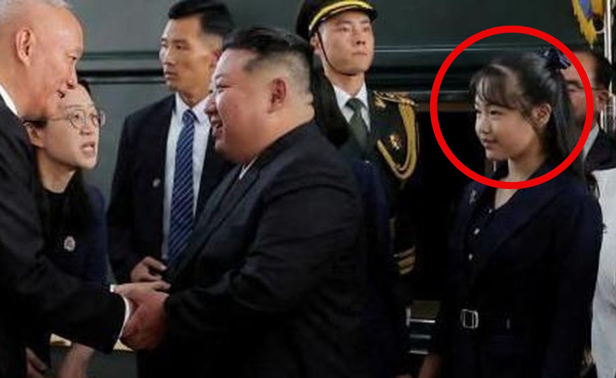 Przyciągnęła uwagę wszystkich. Pojawiła się obok Kim Dzong Una w Pekinie