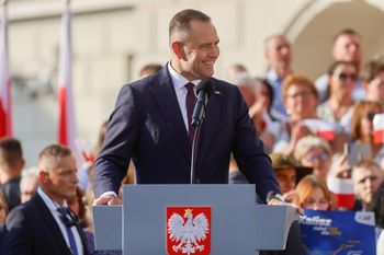 Pierwsze decyzje prezydenta. Polacy już wyrobili sobie zdanie