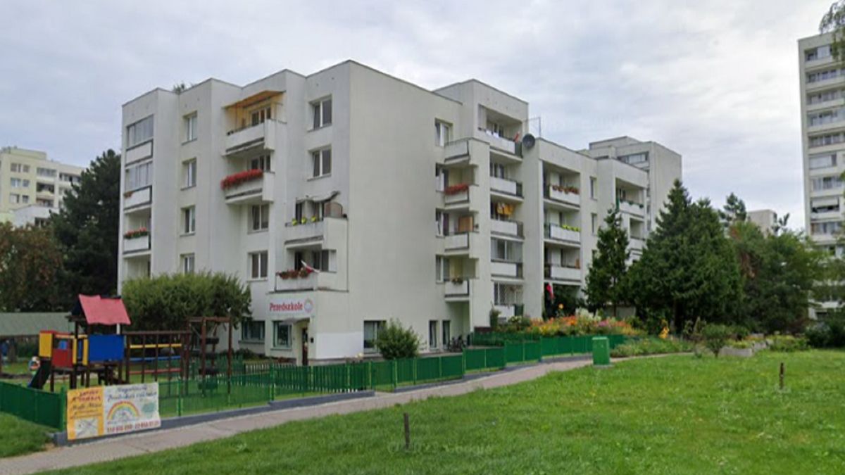 Strzały na Ursynowie. Mieszkańcy mają dziury w oknach