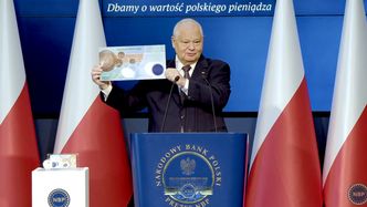 Glapiński pokazał nowość od NBP. "Wyjątkowo piękny, zupełnie niesamowity"