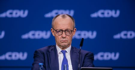 Kanclerz Merz jedzie do Pekinu. Niemcy szukają nowej drogi