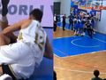 MMA na parkiecie. Gwiazdor wpadł w szał