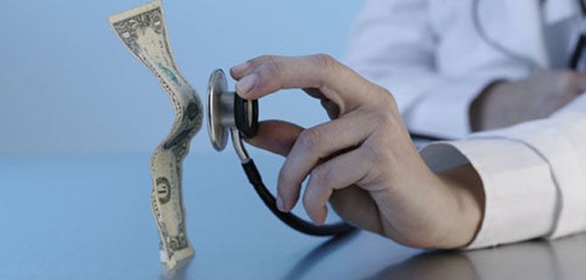 Ile zarabiają lekarze?