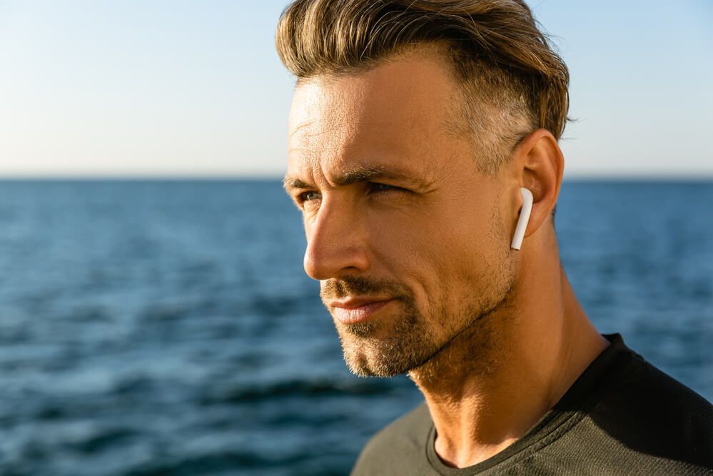 Słuchawki bezprzewodowe douszne Xiaomi – jakie są ich zalety?