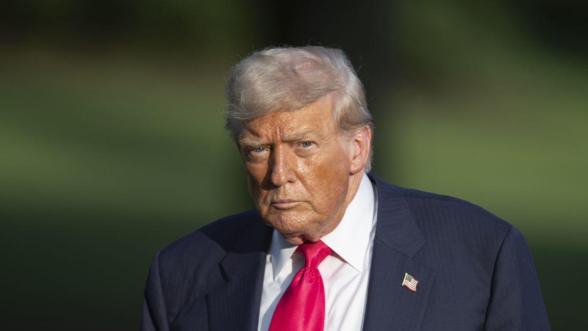 WASHINGTON DC, UNITED STATES - JULY 15: United States President Donald Trump return to the White House from Pittsburgh, Pennsylvania on July 15, 2025, in Washington DC, United States (Photo by Celal Gunes/Anadolu via Getty Images)