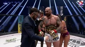 Phil De Fries po raz ósmy broni pasa KSW. Wystarczyła jedna runda