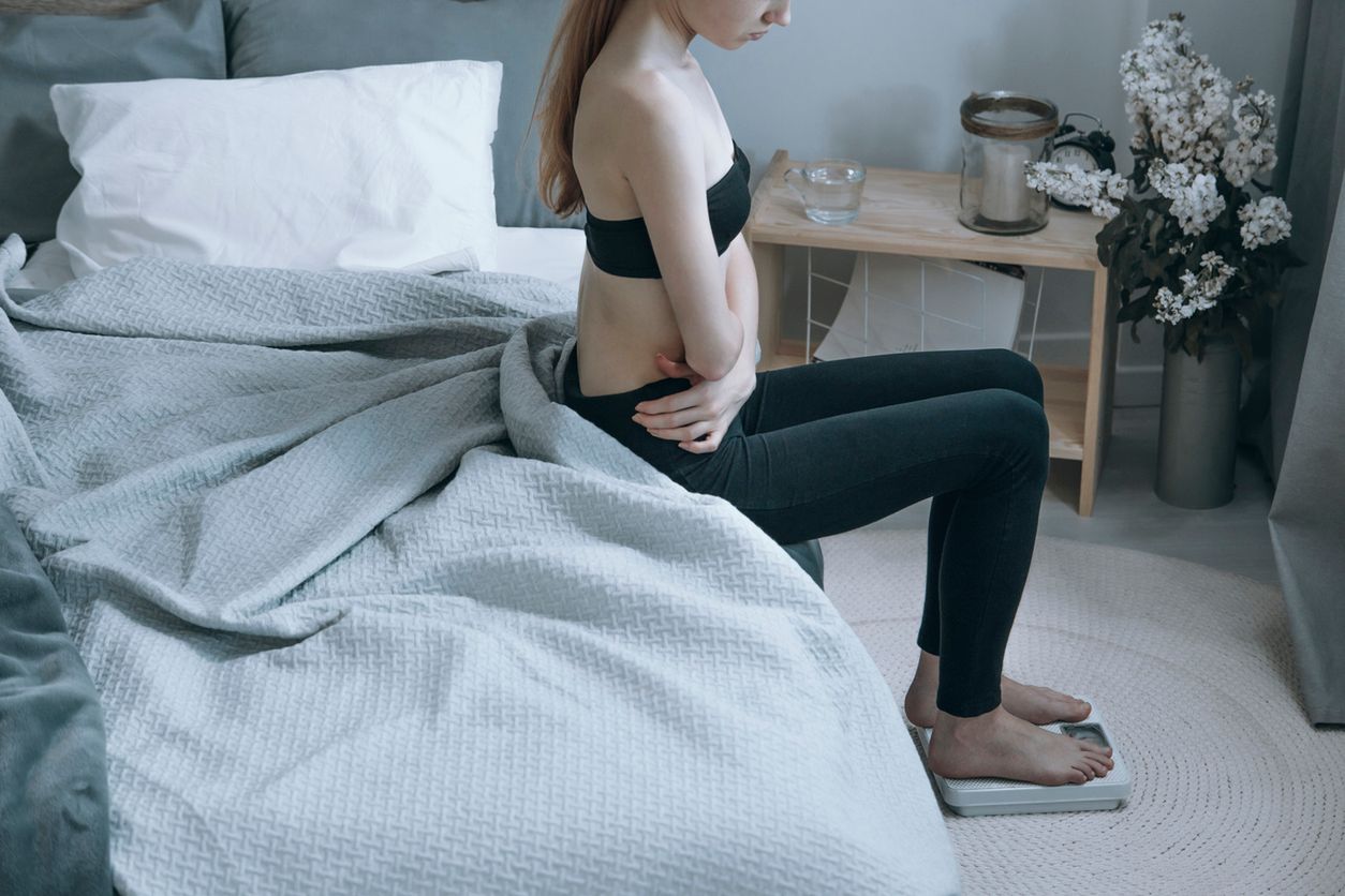 Nastolatki z anoreksją potrzebują natychmiastowego leczenia (iStock)